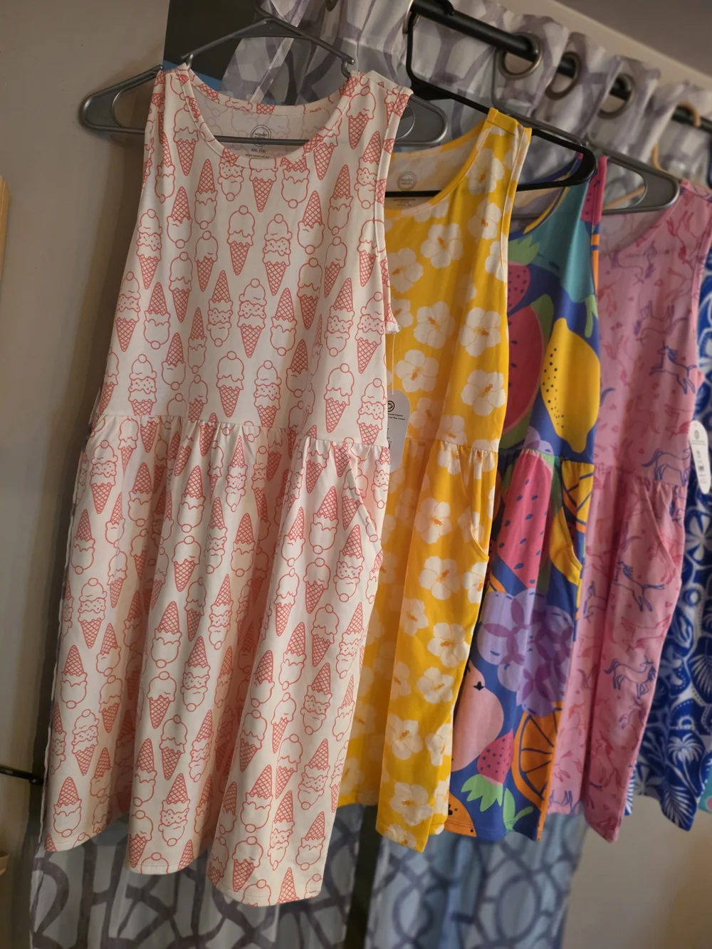 Girls' Sleeveless Print Dress's Size XXL (18)  Lot Of 6 Multi Print